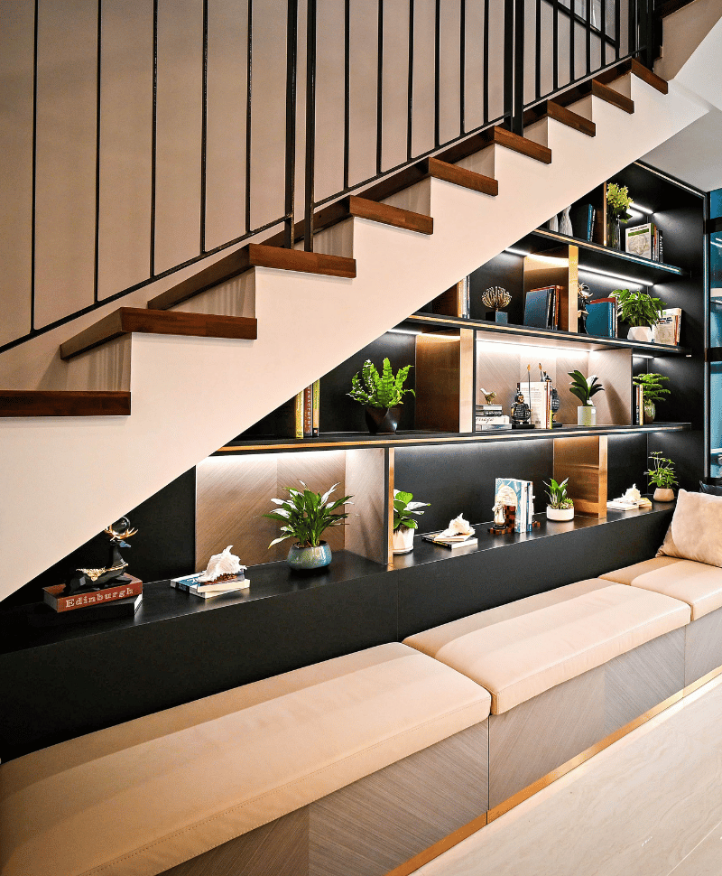 Bristol painter and decorator wooden storage